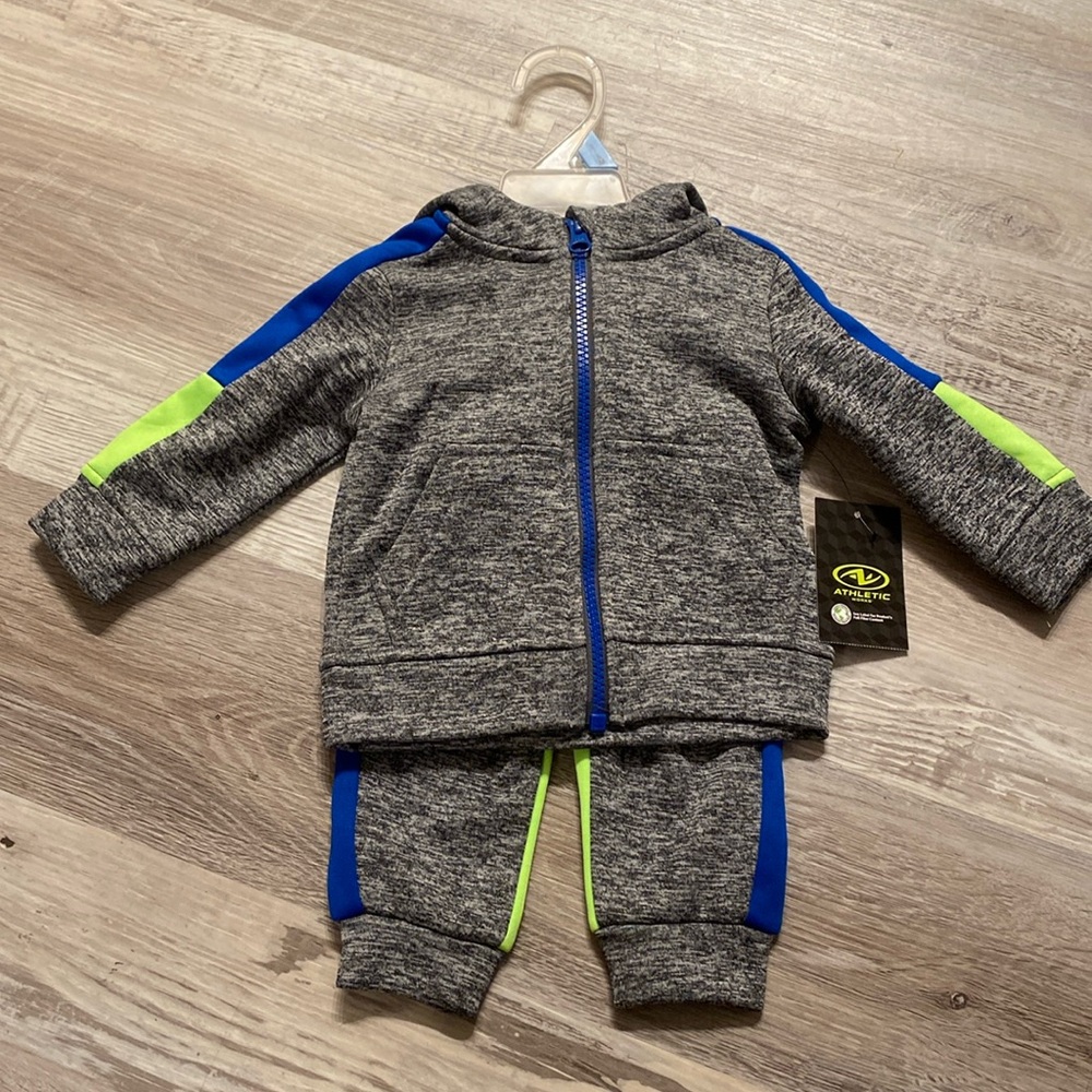 NWT 3-6m Athletic Works Grey and Blue Matching Jogging Suit Set
